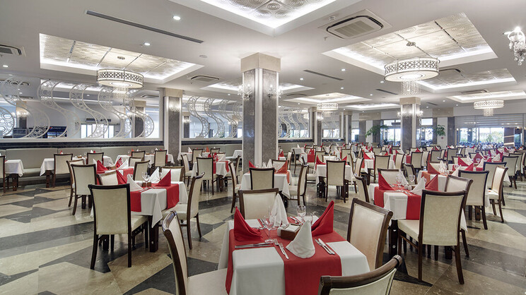 Crystal Waterworld Resort & Spa